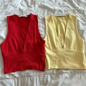 Wilfred Free by Aritzia Sleeveless Deep V-Neck Crop Top